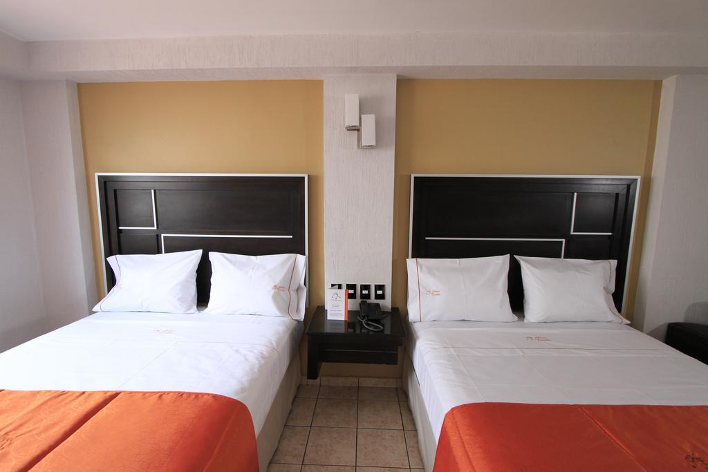 Hotel Estadio Guadalajara Kamer foto
